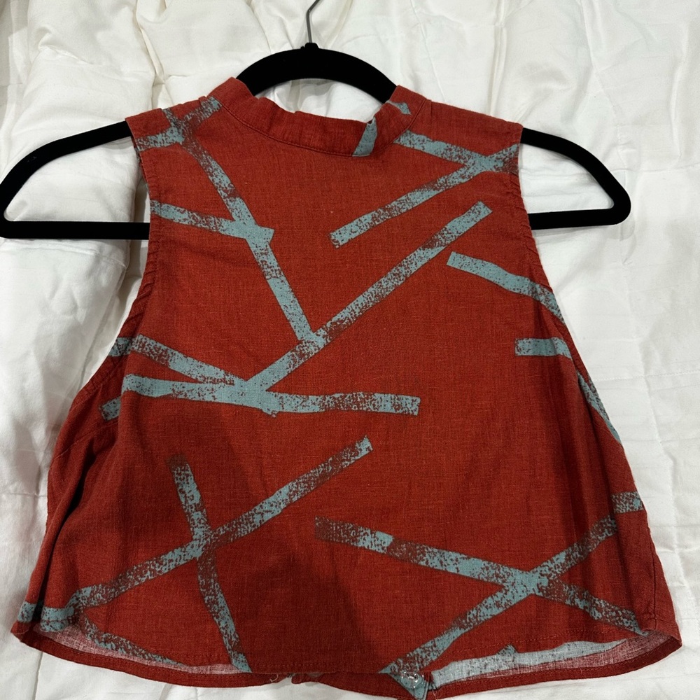 Silence + Noise Red and Orange Graphic Crop Tank Top